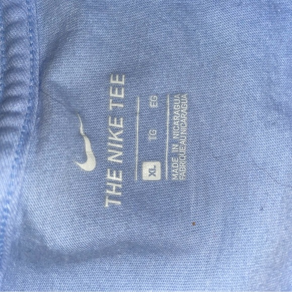 Nike Tee - Picture 2 of 2
